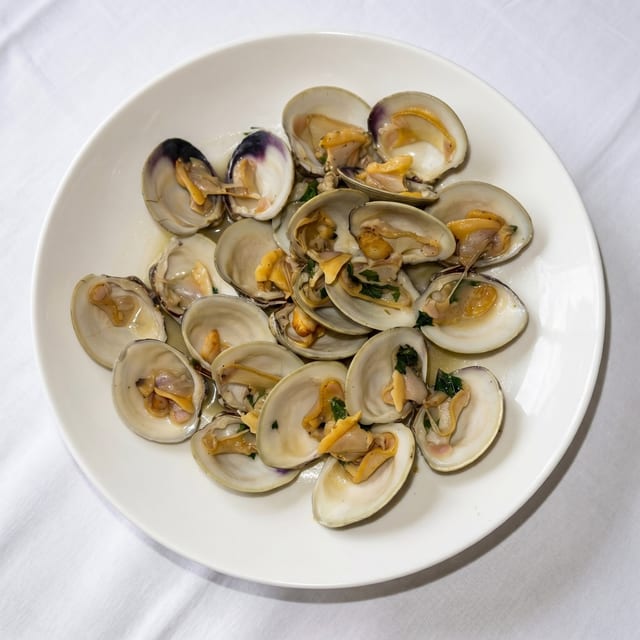 Clams Posillipo.